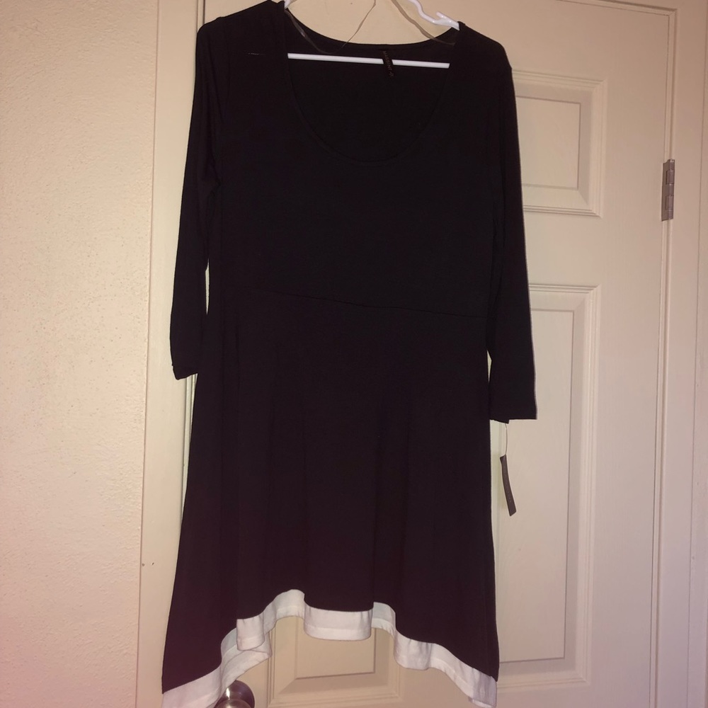 Black flowy top